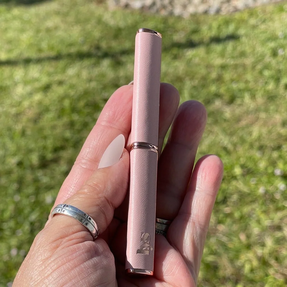 LYS BEAUTY Speak Love Moisture Matte Lipstick In Joyful (Peachy Coral)